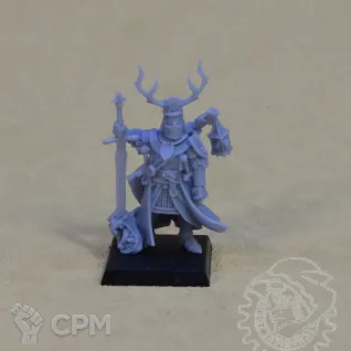 Описание картинки QUESTING KNIGHT PALADIN WITH GREAT WEAPON от Mechanikus Forge по цене 750руб | Свободный Рынок Миниатюр - СРМ