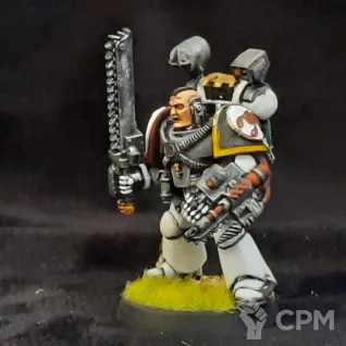 Описание картинки Space Marines Apothecary оригинал от Superguns по цене 450руб | Свободный Рынок Миниатюр - СРМ