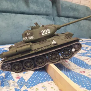 Описание картинки Радиоуправляемый танк  T-34/85 в масштабе 1:16 от Эктелион по цене 15 000руб | Свободный Рынок Миниатюр - СРМ