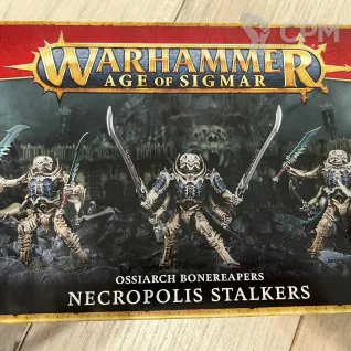 Описание картинки Ossiarch Bonereapers necropolis stalkers/Immortis Guard от Sir Mordred по цене 3 900руб | Свободный Рынок Миниатюр - СРМ
