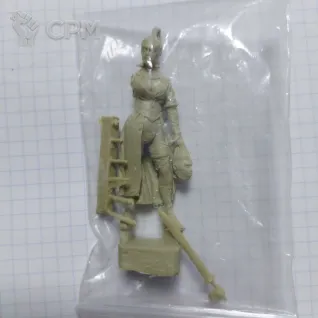 Описание картинки Мечница от Aesir Craft, ориг смола, примерно 60мм от V130177@mail.ru по цене 400руб | Свободный Рынок Миниатюр - СРМ