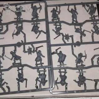 Описание картинки Middle Earth,Uruk-hai  Scouts 24 штуке полный комплект от User37833 по цене 3 900руб | Свободный Рынок Миниатюр - СРМ