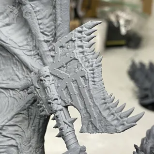 Описание картинки Daemons Of Khorne Bloodthirster от 3Д печать миниатюр по цене 2 977руб | Свободный Рынок Миниатюр - СРМ