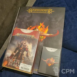 Описание картинки Slaves to Darkness battletome + warscroll cards от 3 редакции от MIK по цене 1 000руб | Свободный Рынок Миниатюр - СРМ