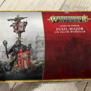 Описание картинки Fusil-Major on Ogor Warhulk от Sir Mordred по цене 3 800руб | Свободный Рынок Миниатюр - СРМ