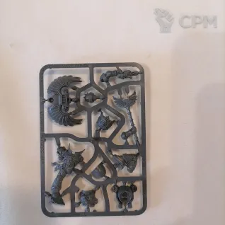 Описание картинки Blood Angels Chaplain with jump pack от Swagger по цене 2 300руб | Свободный Рынок Миниатюр - СРМ