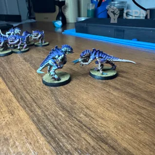 Описание картинки Набор покрашенных Tyranid Termagants от slavenzka по цене 900руб | Свободный Рынок Миниатюр - СРМ