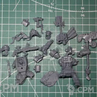 Описание картинки Warboss in Mega Armour от SaJRa по цене 350руб | Свободный Рынок Миниатюр - СРМ