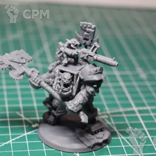 Описание картинки Warboss in Mega Armour от SaJRa по цене 350руб | Свободный Рынок Миниатюр - СРМ