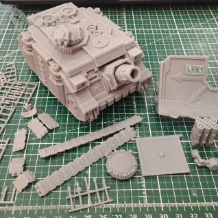 Описание картинки Chaos Vindicator от Helnex workshop  по цене 2 000руб | Свободный Рынок Миниатюр - СРМ