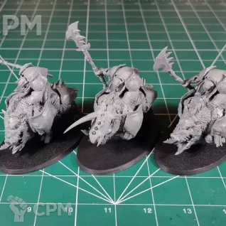 Описание картинки Orruk Warclans Orruk Gore-gruntas от Каджит по цене 7 498руб | Свободный Рынок Миниатюр - СРМ