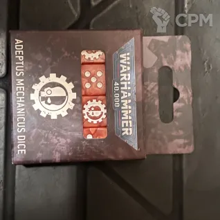 Описание картинки Adeptus Mechanicus Dice от Svarden по цене 4 600руб | Свободный Рынок Миниатюр - СРМ