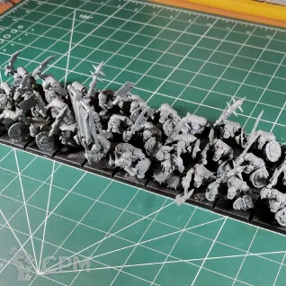 Описание картинки Orc &amp; Goblin Tribes Orc Boyz x30 (Orc Boyz Mob) от Каджит по цене 9 998руб | Свободный Рынок Миниатюр - СРМ