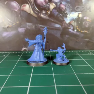 Описание картинки Genestealer Cults Magus and Familiar от Каджит по цене 1 698руб | Свободный Рынок Миниатюр - СРМ