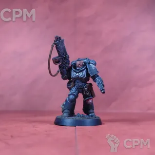 Описание картинки Raven Guard Primaris Lieutenan от Каджит по цене 2 498руб | Свободный Рынок Миниатюр - СРМ