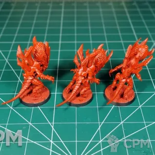 Описание картинки Tyranids Zoanthropes от Каджит по цене 4 498руб | Свободный Рынок Миниатюр - СРМ