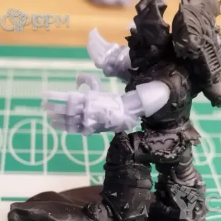 Описание картинки Night Lords two pairs Claws v2 от Стальные Небеса по цене 200руб | Свободный Рынок Миниатюр - СРМ