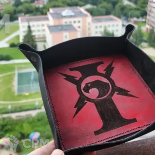 Описание картинки Dice Tray Adeptus Custodes/Лоток/Дайс Трей Кустодес/Арена/Тарелка от Krontwar по цене 3 500руб | Свободный Рынок Миниатюр - СРМ