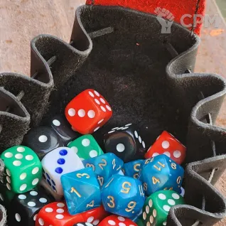 Описание картинки Мешочек для кубиков/Dice bag/дайсов от Krontwar по цене 1 800руб | Свободный Рынок Миниатюр - СРМ