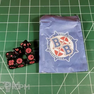 Описание картинки Bretonnian Team Dice Set от Vault Boy по цене 3 498руб | Свободный Рынок Миниатюр - СРМ