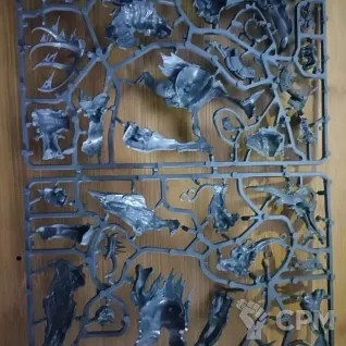 Описание картинки Trugg, the Troggoth King, на литниках от Black Legion Hall по цене 6 600руб | Свободный Рынок Миниатюр - СРМ