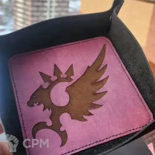 Описание картинки Dice Tray Emperors Children /Лоток/Дайс Трей Дети Императора /Арена/Тарелка от Krontwar по цене 3 500руб | Свободный Рынок Миниатюр - СРМ