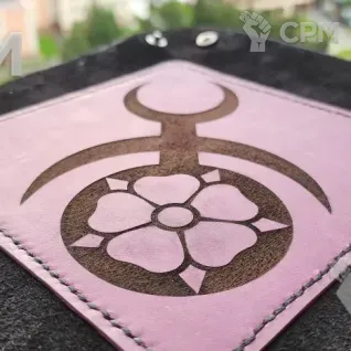 Описание картинки Dice Tray Slaanesh/Лоток/Дайс Трей/ слаанешАрена/Тарелка от Krontwar по цене 3 500руб | Свободный Рынок Миниатюр - СРМ