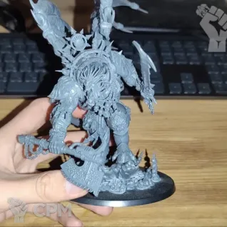 Описание картинки World Eaters: Angron, Daemon Primarch of Khorne от UWU по цене 7 000руб | Свободный Рынок Миниатюр - СРМ