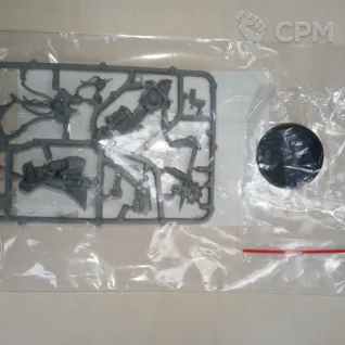 Описание картинки Tech-priest Enginseer от Сэт по цене 400руб | Свободный Рынок Миниатюр - СРМ