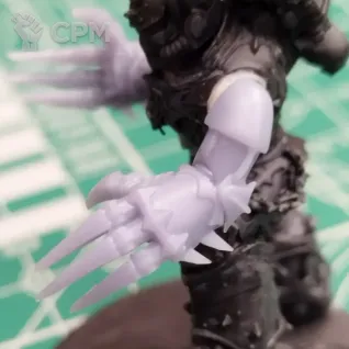 Описание картинки Night Lords two pairs Claws от Стальные Небеса по цене 200руб | Свободный Рынок Миниатюр - СРМ