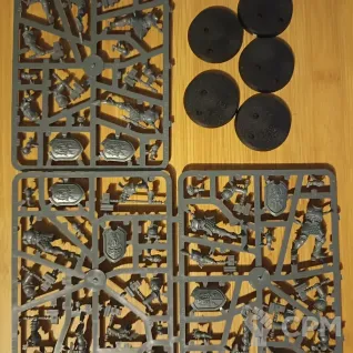 Описание картинки 5x Liberators, на литниках от Black Legion Hall по цене 1 100руб | Свободный Рынок Миниатюр - СРМ