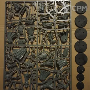 Описание картинки Knight-Questor, на литниках от Black Legion Hall по цене 825руб | Свободный Рынок Миниатюр - СРМ