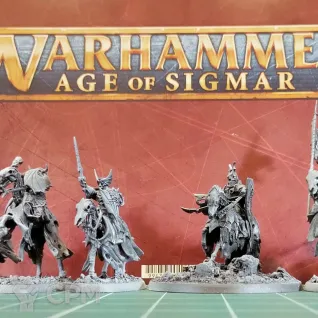 Описание картинки Soulblight Gravelords Wight Lord on Skeletal Steed and Barrow Knights (Black Knights) от Каджит по цене 8 998руб | Свободный Рынок Миниатюр - СРМ