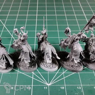 Описание картинки Soulblight Gravelords Wight Lord on Skeletal Steed and Barrow Knights (Black Knights) от Каджит по цене 8 998руб | Свободный Рынок Миниатюр - СРМ