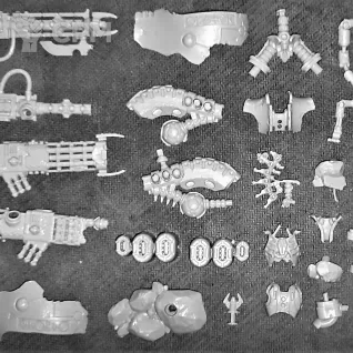 Описание картинки Lokhust Heavy Destroyer от Московская Литейка  по цене 1 100руб | Свободный Рынок Миниатюр - СРМ