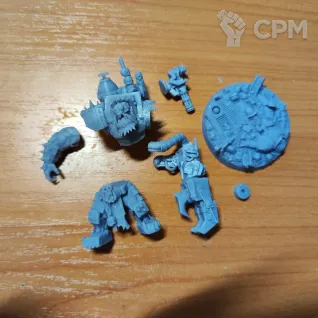 Описание картинки Warboss от Сергиев Илья по цене 350руб | Свободный Рынок Миниатюр - СРМ