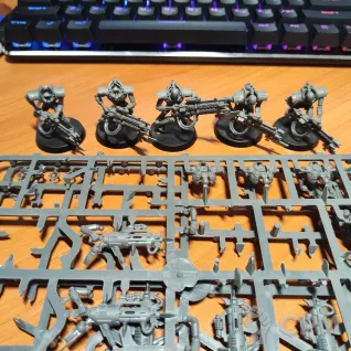 Описание картинки [КОПИЯ] Necrons Immortals 2 от Сергиев Илья по цене 2 400руб | Свободный Рынок Миниатюр - СРМ