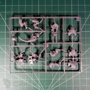 Описание картинки Tyranids Carnifex or Old One Eye от Vault Boy по цене 6 998руб | Свободный Рынок Миниатюр - СРМ