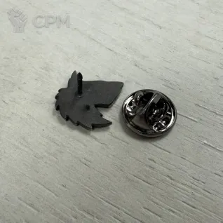 Описание картинки Space Wolves ensign металл от Slobarev  по цене 850руб | Свободный Рынок Миниатюр - СРМ