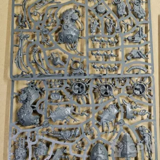 Описание картинки Foetid Bloat-Drone от Trazyn's Collection по цене 3 100руб | Свободный Рынок Миниатюр - СРМ