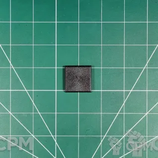Описание картинки Citadel Square Base 30x30 mm Подставка квадратная (Оригинал Games Workshop) от Vault Boy по цене 98руб | Свободный Рынок Миниатюр - СРМ