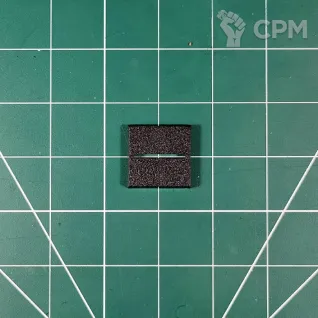 Описание картинки Square Base 30x30 mm Slot 2 Подставка квадратная пластик от Vault Boy по цене 48руб | Свободный Рынок Миниатюр - СРМ