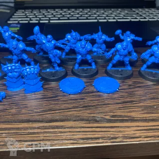 Описание картинки Human team blood bowl оригинал easy to build от Levist по цене 5 000руб | Свободный Рынок Миниатюр - СРМ