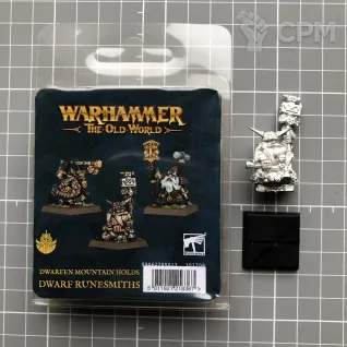 Описание картинки Dwarf Runesmiths - Runelord with Staff от Old Metal Collector по цене 4 800руб | Свободный Рынок Миниатюр - СРМ