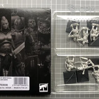 Описание картинки Bretonnian Peasant Archers/Bowmen от Old Metal Collector по цене 5 900руб | Свободный Рынок Миниатюр - СРМ