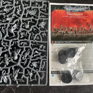 Описание картинки Chaos Cultists от Lik по цене 3 300руб | Свободный Рынок Миниатюр - СРМ