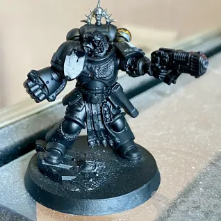 Описание картинки Lieutenant with Power Fist от notr3d по цене 3 500руб | Свободный Рынок Миниатюр - СРМ