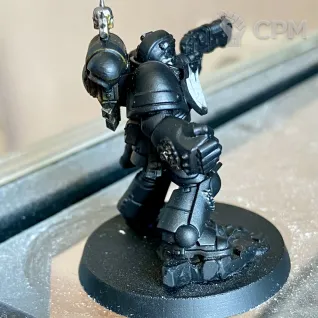 Описание картинки Lieutenant with Power Fist от notr3d по цене 3 500руб | Свободный Рынок Миниатюр - СРМ