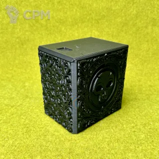 Описание картинки Декбокс для карт MTG (Magic The Gathering) черный swamp от Миниатюры и фигурки по цене 450руб | Свободный Рынок Миниатюр - СРМ