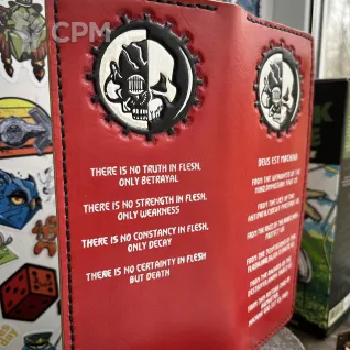 Описание картинки Работа на заказ! Кожаный кошелёк Adeptus Mechanicus Адептус Механикус от Мастерская - 2D20 по цене 16 000руб | Свободный Рынок Миниатюр - СРМ